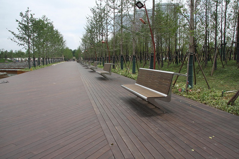 Commercial Bamboo Decking for Hotels and Parks