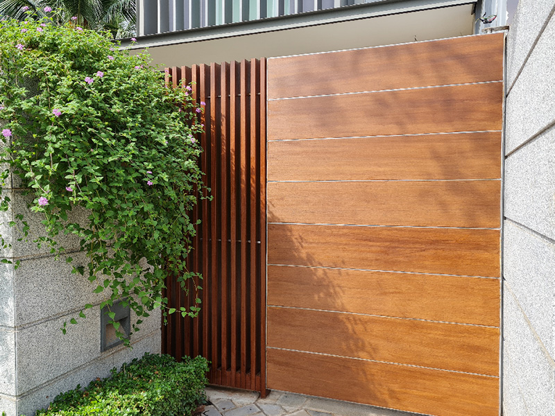 Architectural Exterior Facade & Privacy Screen Gate