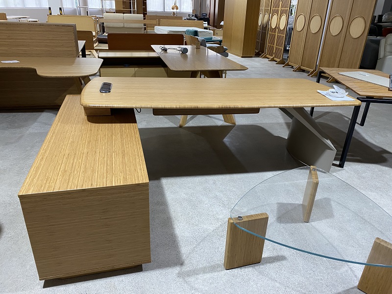 Uplift Bamboo Desktop Workspace